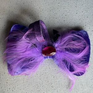 Disney’s Yzma bow hair clip